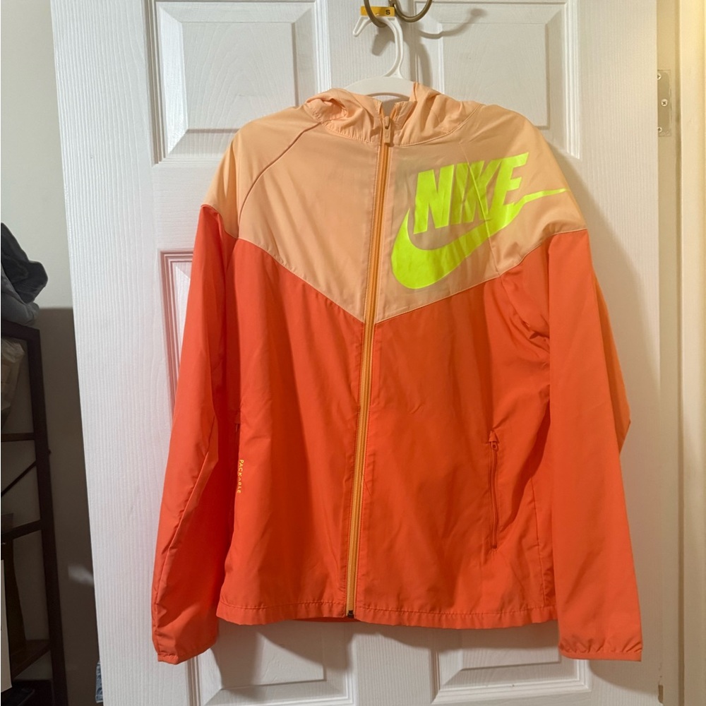 XL Nike Peach and Orange Boys Windbreaker
